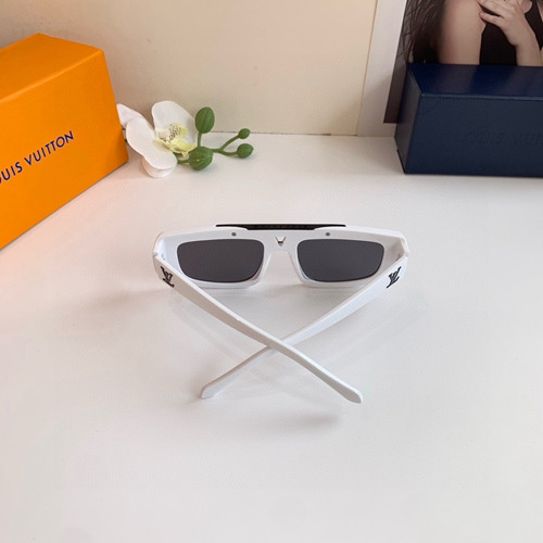 ルイヴィトンサングラス着用イメージ